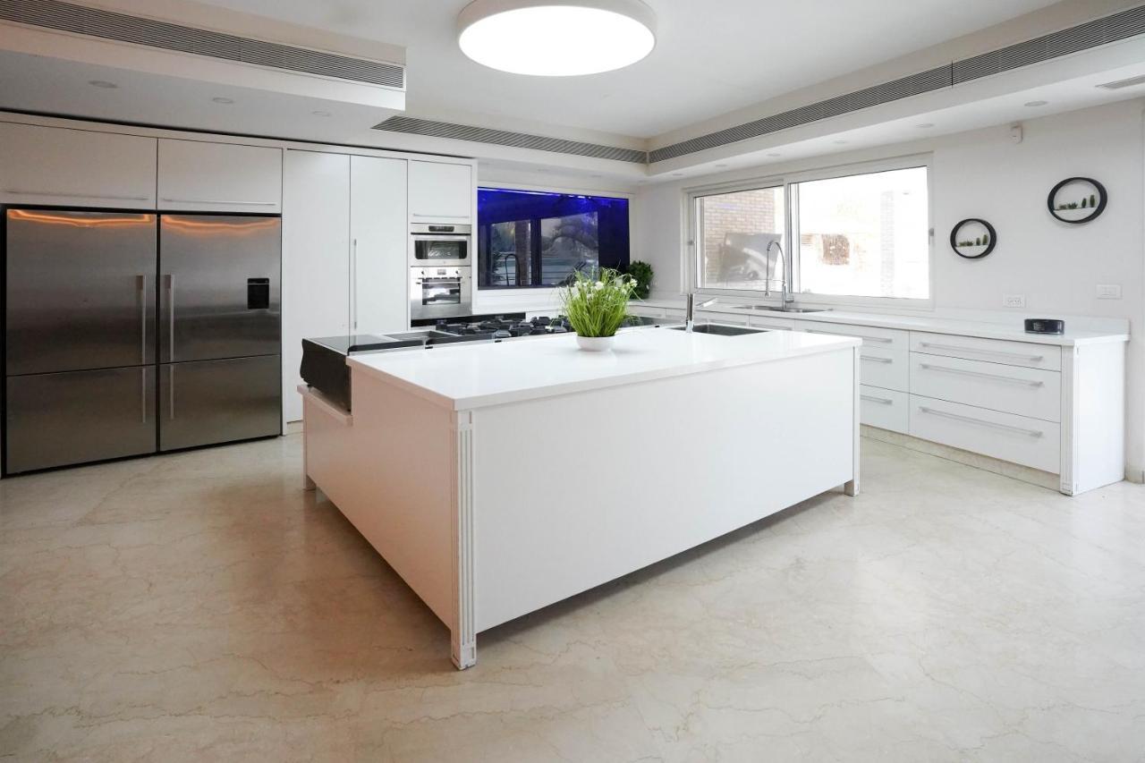 דירות אילת Yalarent Enorma Complex With Shared Heated Pool מראה חיצוני תמונה
