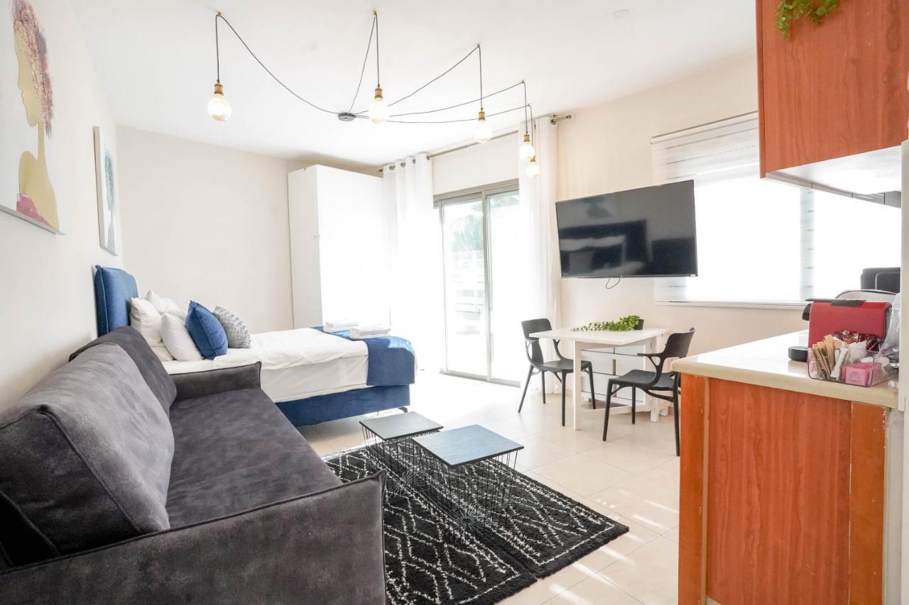 דירות אילת Yalarent Enorma Complex With Shared Heated Pool מראה חיצוני תמונה