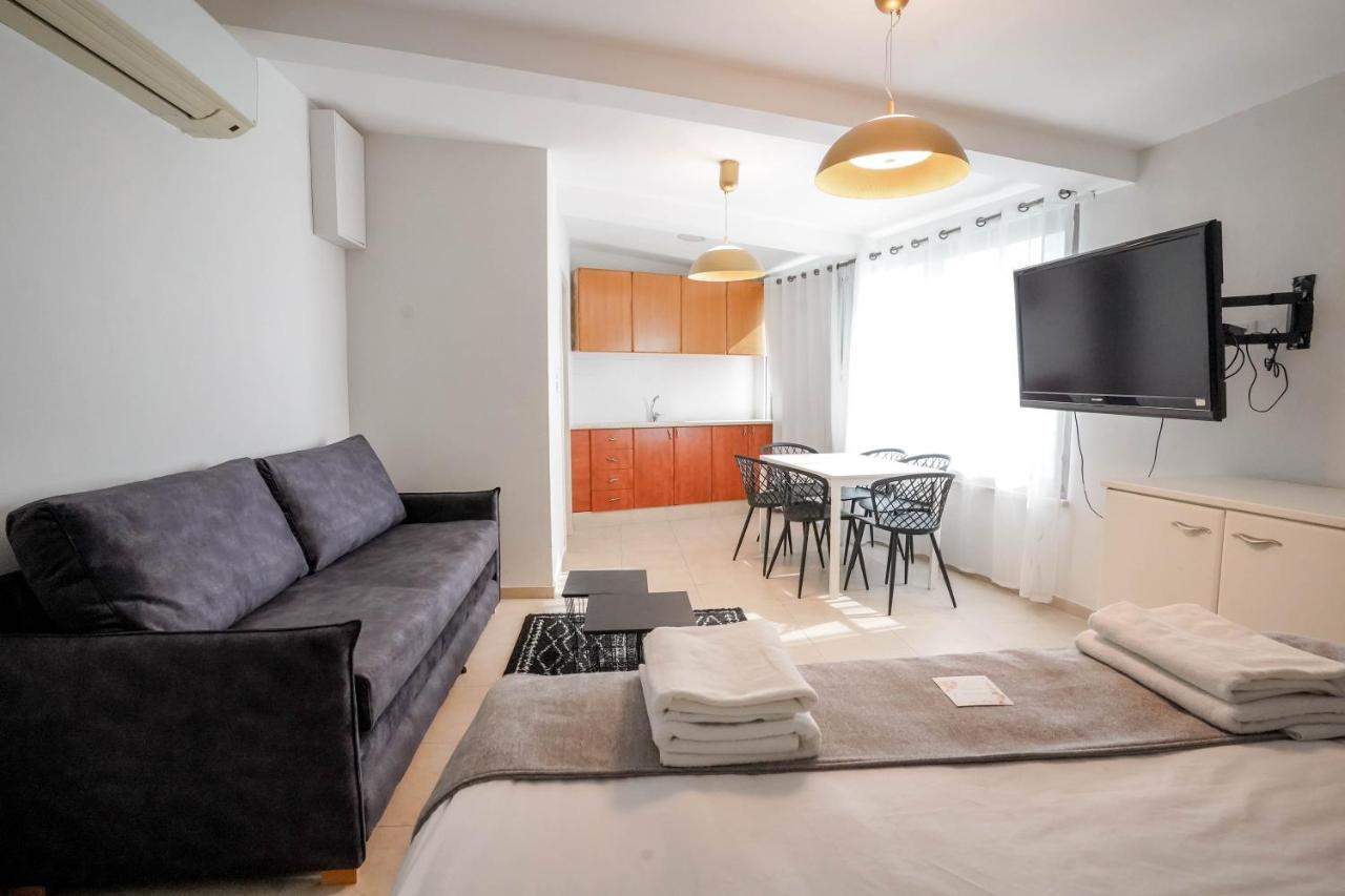 דירות אילת Yalarent Enorma Complex With Shared Heated Pool מראה חיצוני תמונה